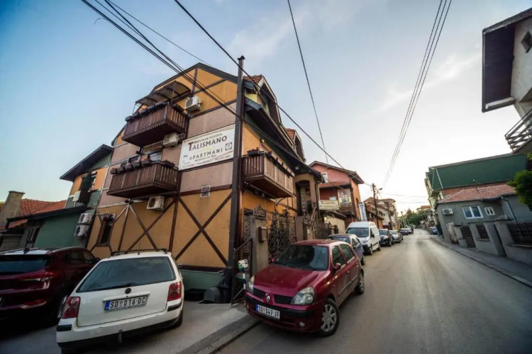 Talismano Apartments
