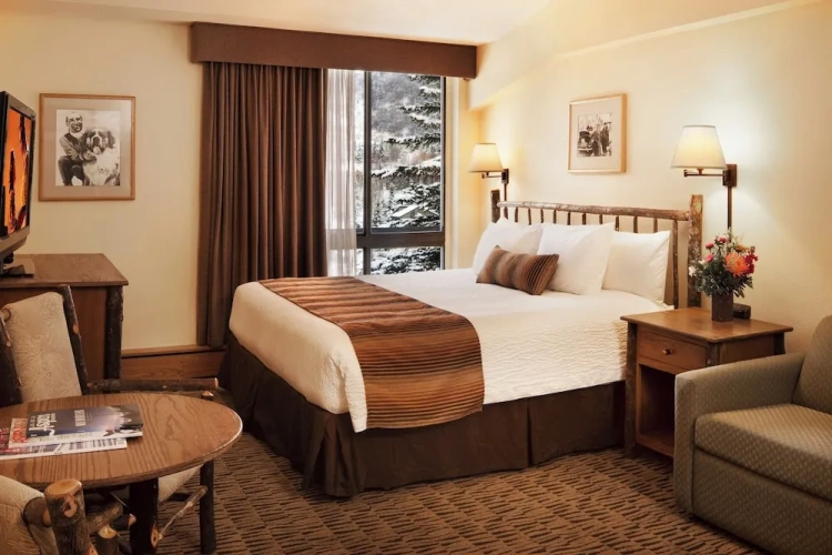 Deluxe room with mountain view
