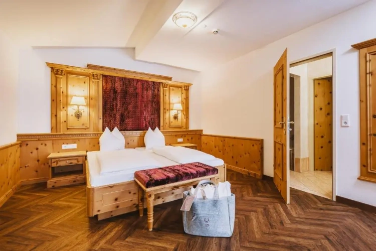 Suite with balcony