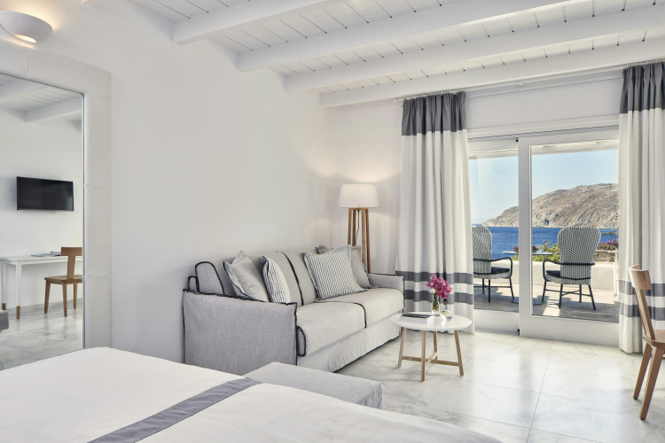 Archipelagos Hotel