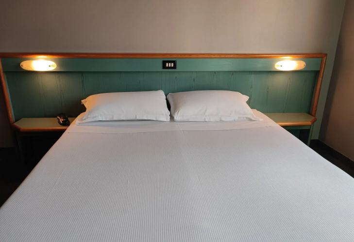 Stay Hotel