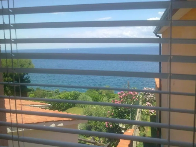 Standard Quadruple room with sea view