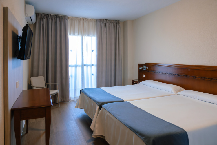 Port Europa Hotel
