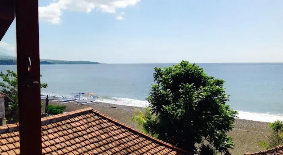 Lily Amed Beach Bungalows