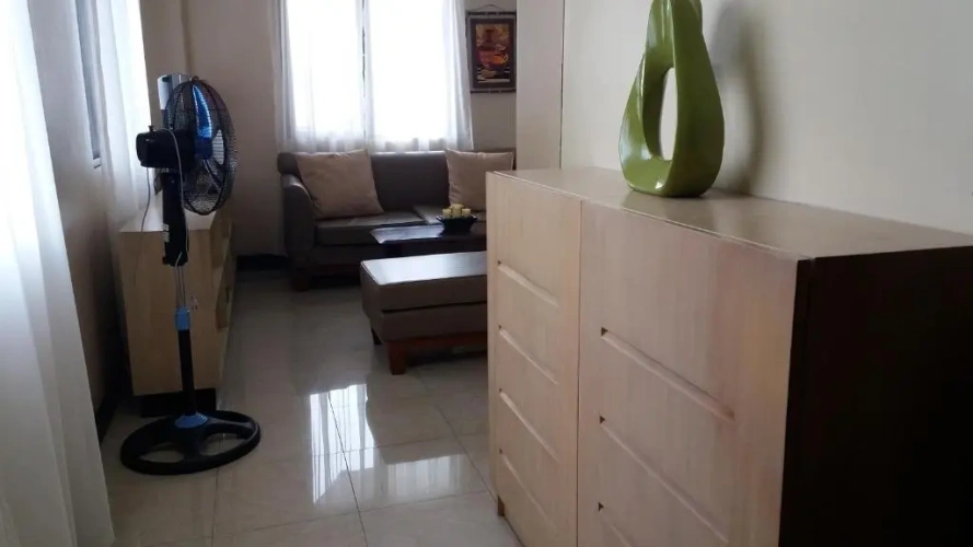 3 Bedrooms Apartment