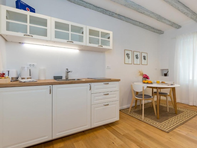 Standard Studio