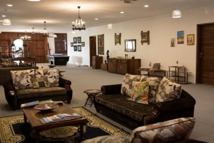 Wag Hill Lodge