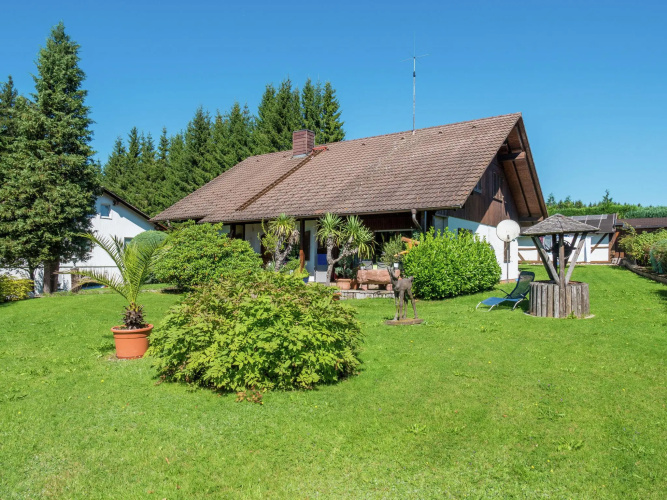 Apartment in Gutenbach With Nearby Forest