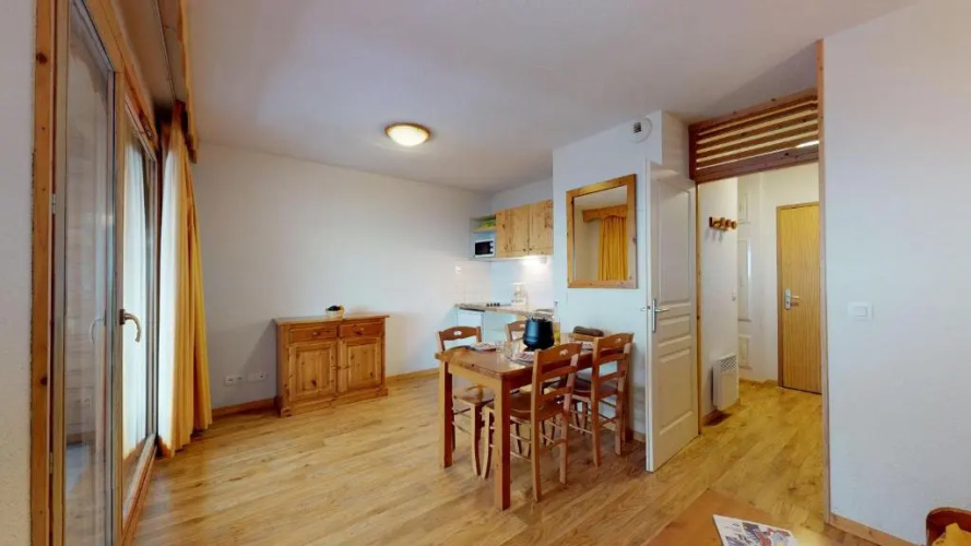 La Grive FAMILLE & MONTAGNE studios 4pers by Alpvision Residences