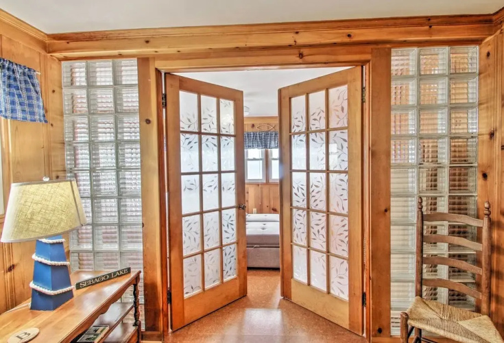 Beachfront Sebago Cottage w/ Deck + Grill!