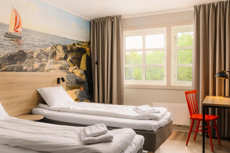 Standard Twin room