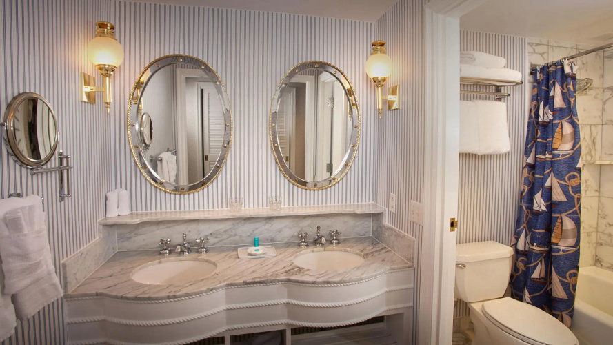 Disney's Yacht Club Resort photo 15