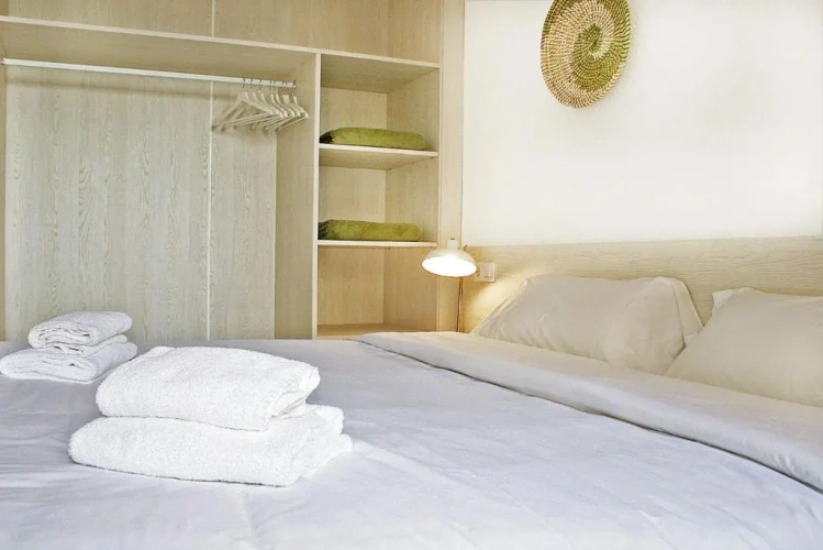 1 Bedroom Apartment with sea view