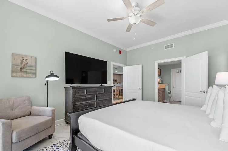 Phoenix Gulf Towers 2207 3 Bedroom Condo