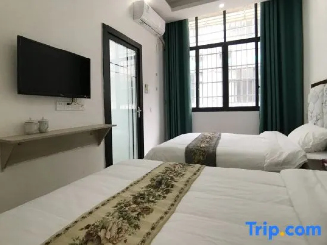 Yichun Yijia B&B