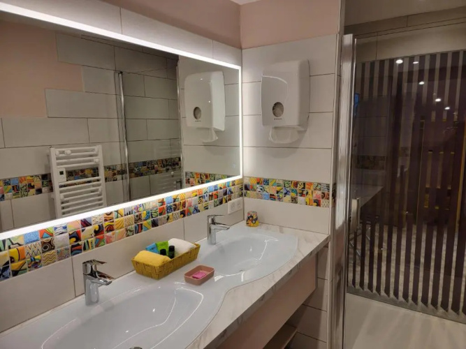 Chambre D´hôtes Léonie & Restaurant