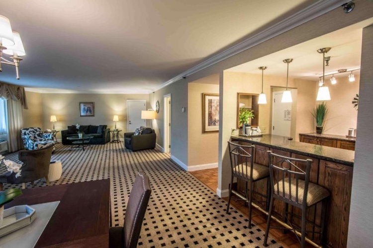 1 Bedroom Presidential Double Suite
