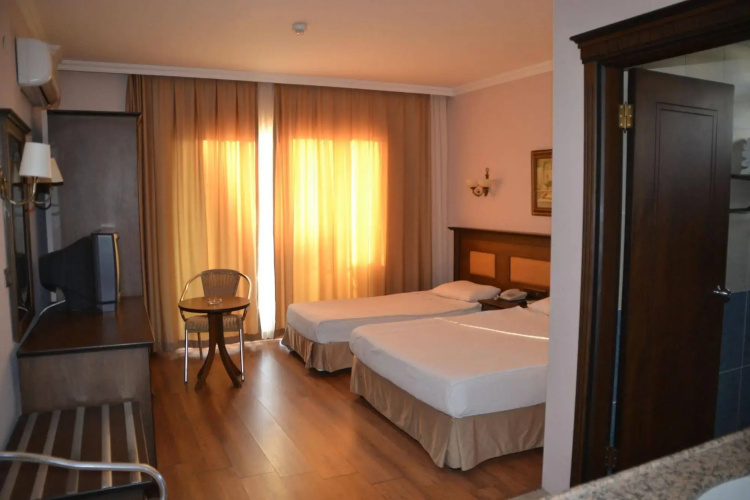 Kibele Apartments&Hotel