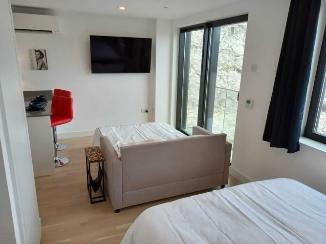 Stunning 1-bed Luxury Studio in Gibraltar