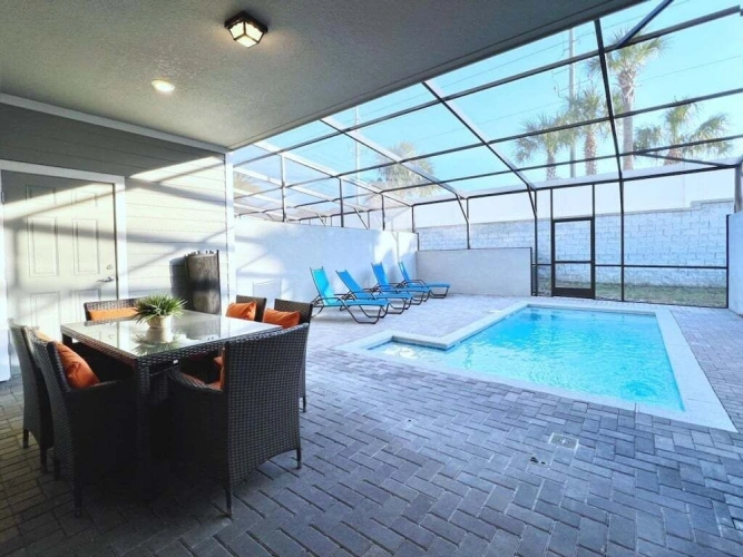 5 Bedrooms Standard room
