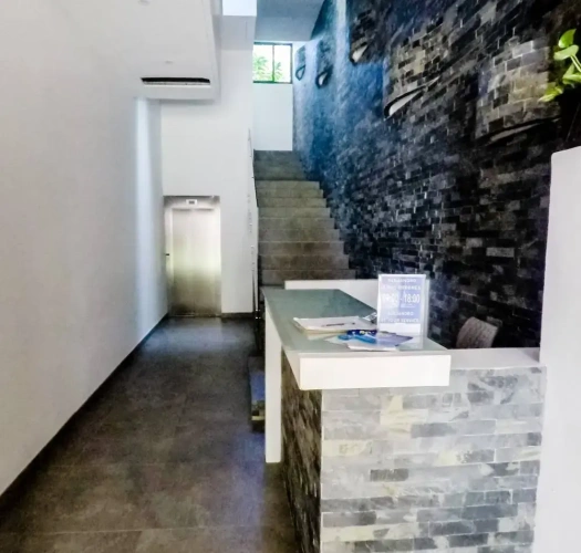 2 Bedrooms Apartment with balcony and with city view