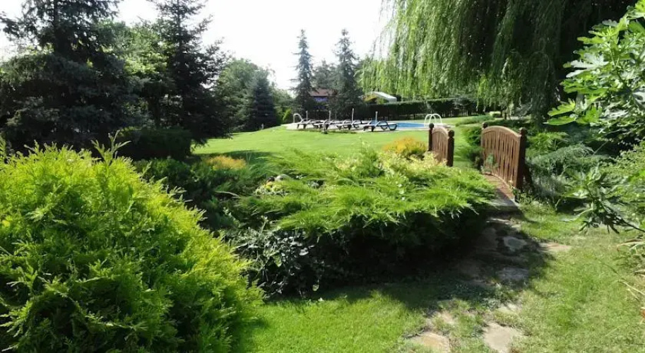 Rumini Dvori