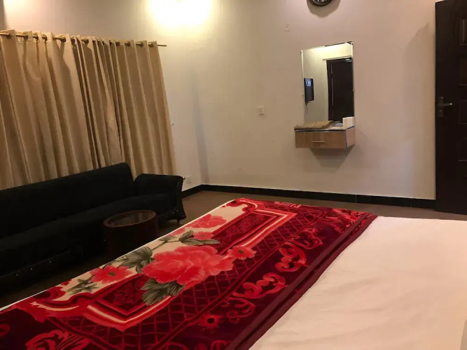 Defence Mark Hotel