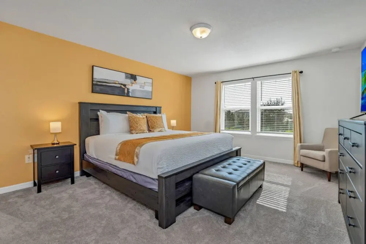 7439 Oakmoss Loop