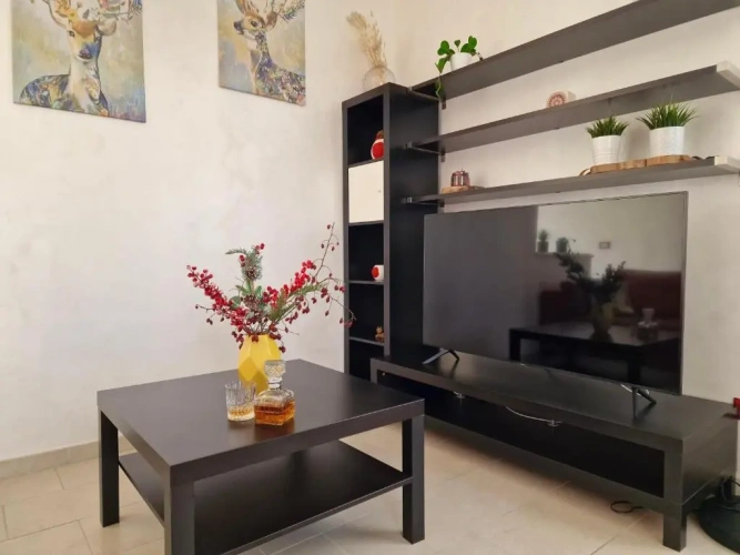 3 Bedrooms Apartment