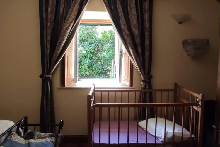 2Br Serra da Estrela Escape-cheese & Wine, Parking