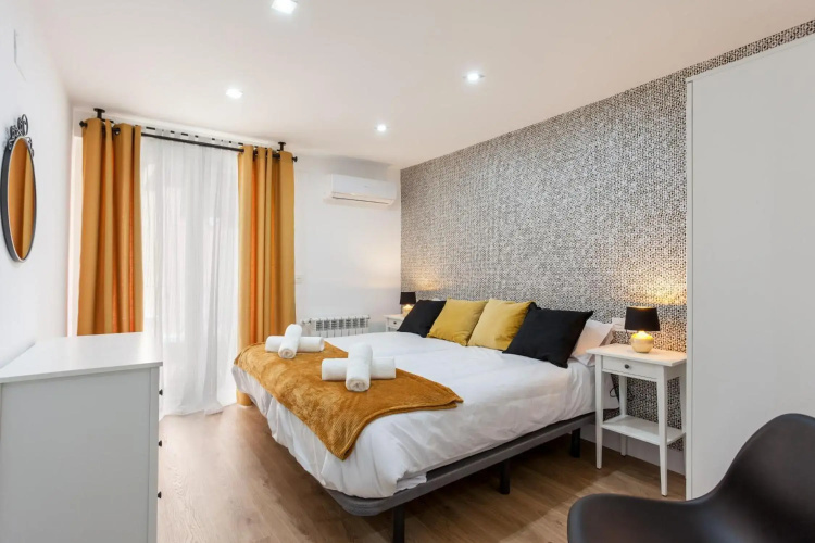 Apartamentos Reina Isabel