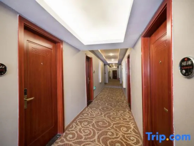 Xinxing Business Hotel