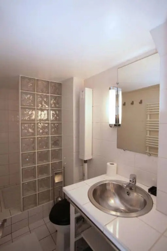 Lovely Marais Studio (75)