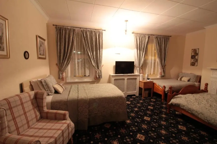 Standard Family room