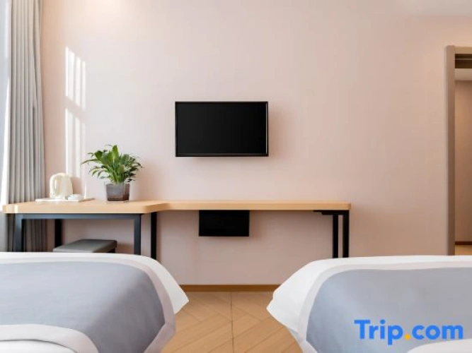 Business Quadruple room