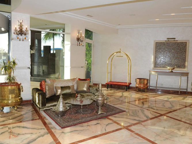 Le Zenith Hotel