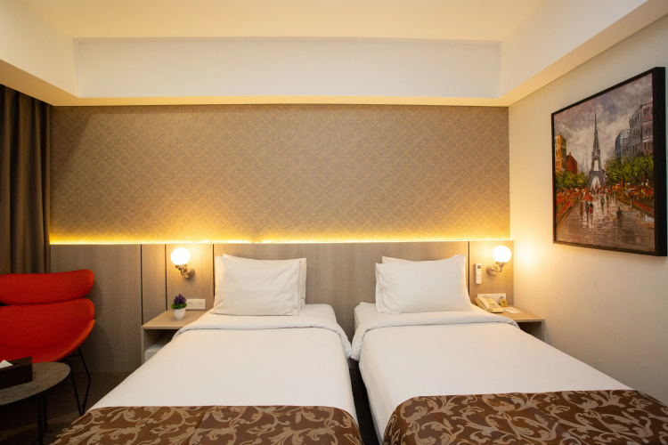 Avissa Suites