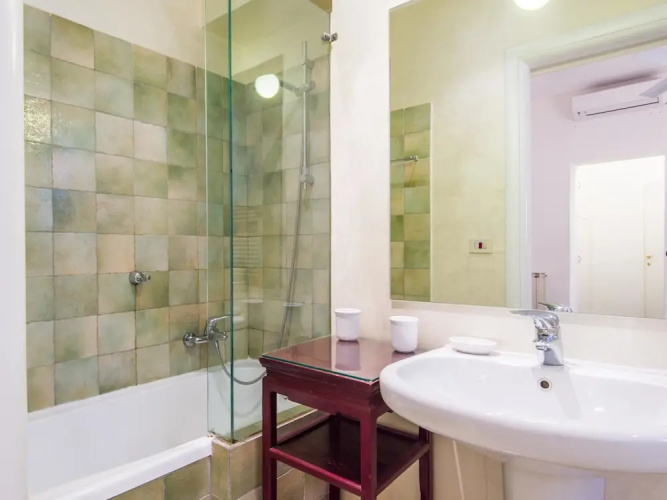 RSH Bernini Luxury Panoramic Apartment