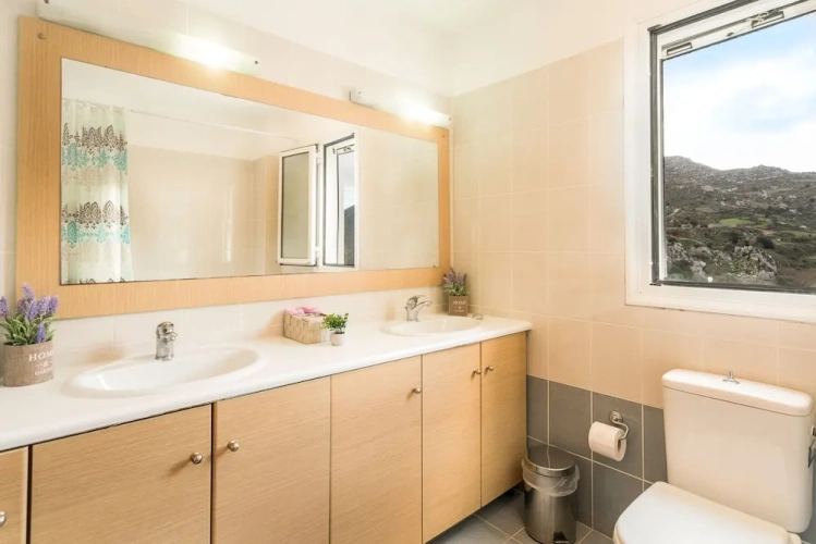 1 Bedroom Apartment with balcony and with view