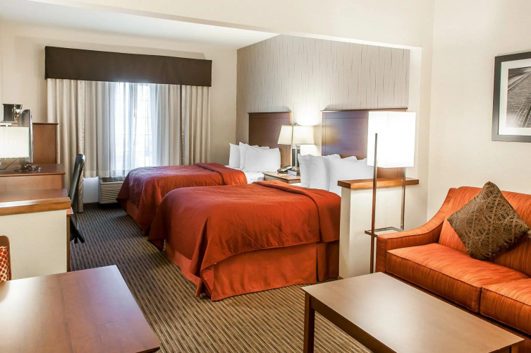 Quality Inn & Suites University Fort Collins
