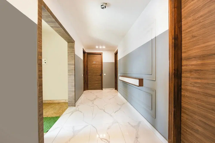 Fabhotel Micasa