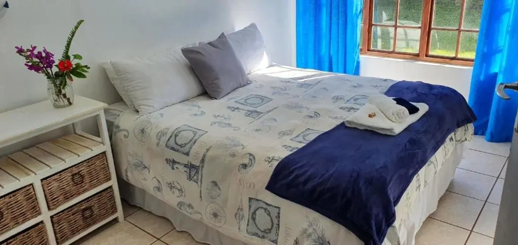 4 Bedrooms Cottage