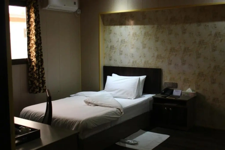 Deluxe Single room