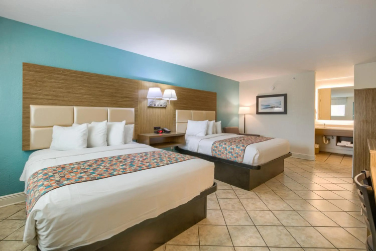 Beachside Resort Hotel
