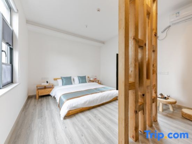 Standard Double room with courtyard view