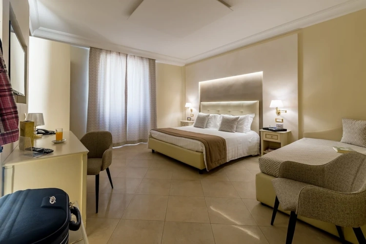 Luxury Double room with city view
