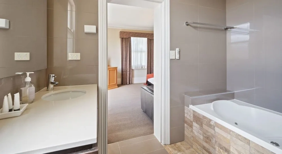 Double Basement Suite