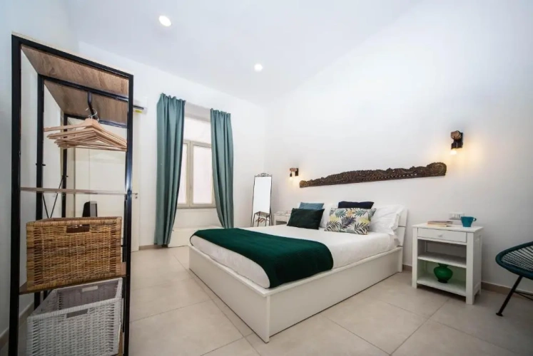 3 Bedrooms Cottage