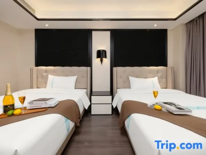 Deluxe Family Suite