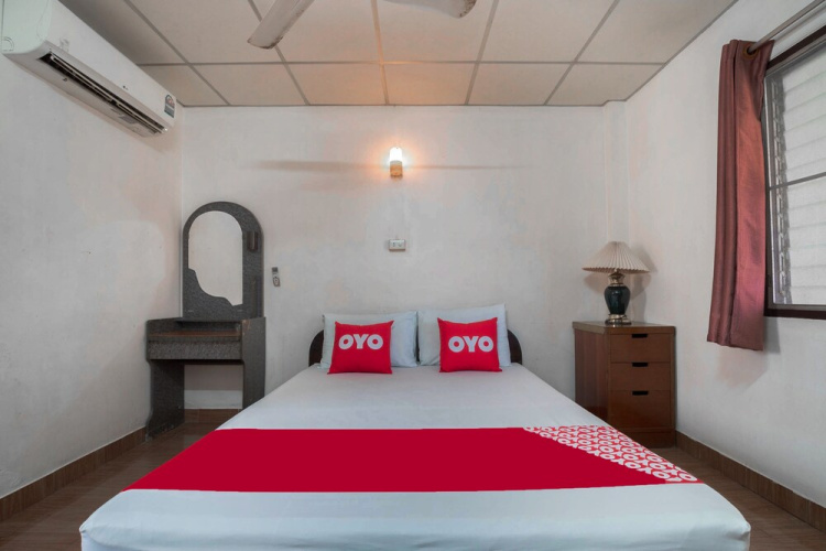 OYO 654 Samanmit Inn Hotel